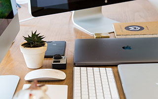 下载乐鱼体育APP-英超冲刺季：悬念持续升温，魅力无限！，英超集锦2021